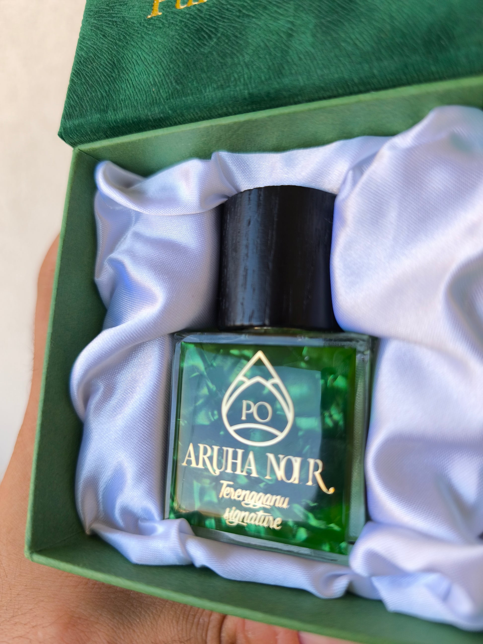 Aruha Noir